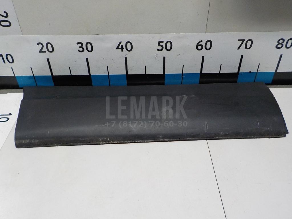 Накладка двери задней правой 828704EA0A Nissan