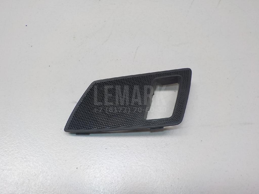 Решетка динамика 3T08674359B9 VAG