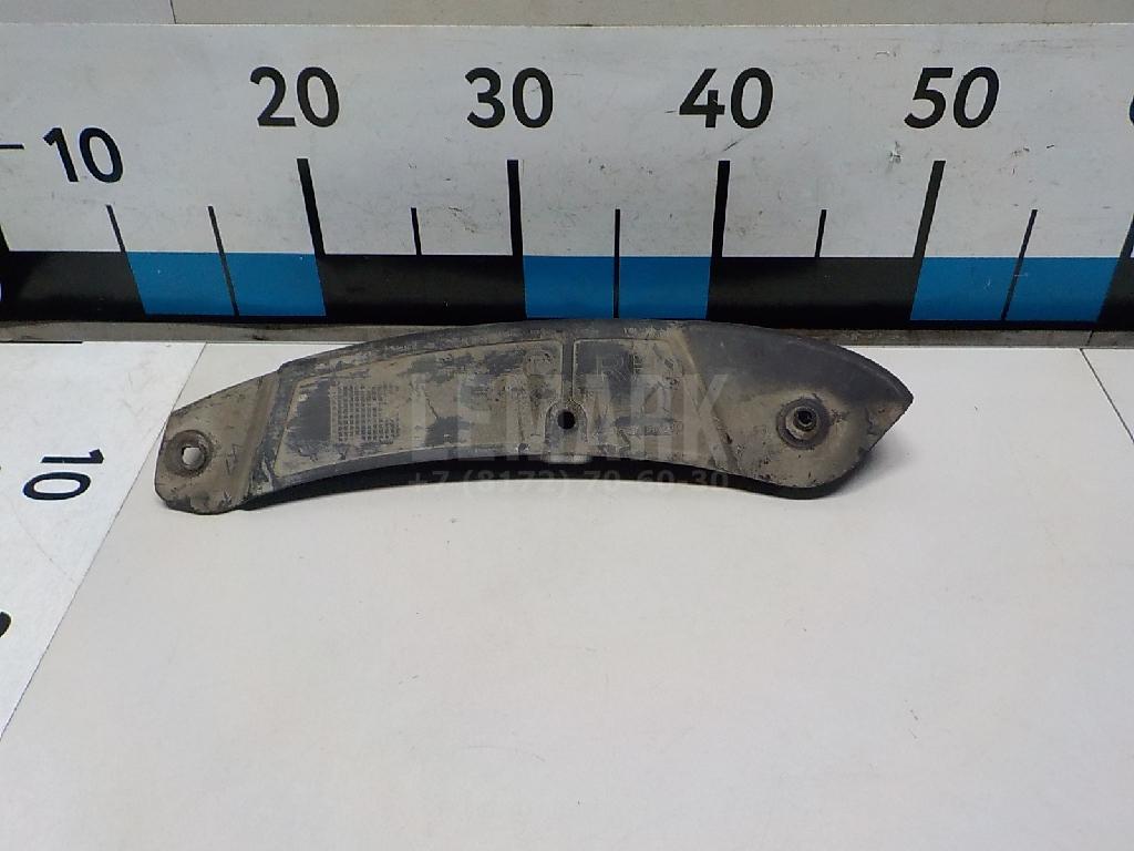 Брызговик передний правый 50838HV00A Nissan