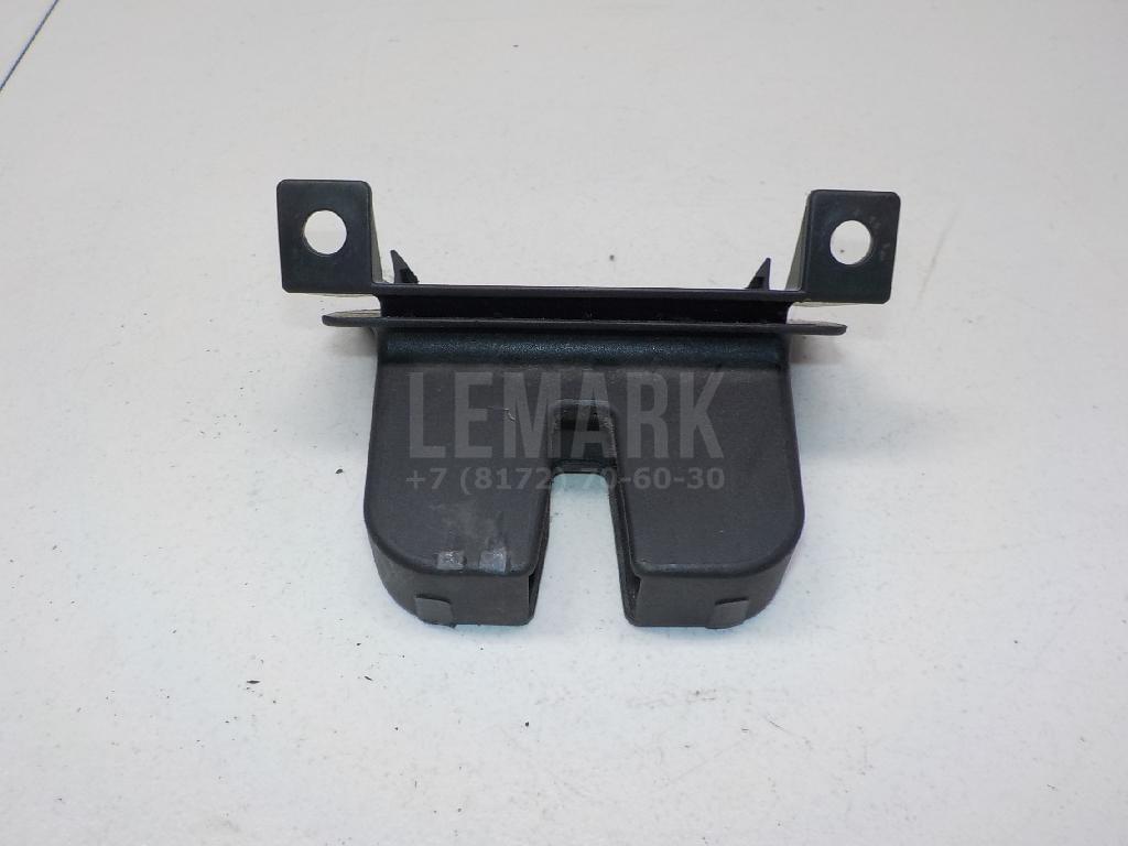 Кожух замка багажника 3T5827520A VAG