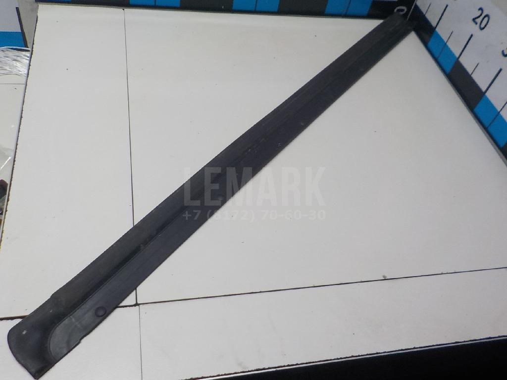 Уплотнитель двери 808394EA0A Nissan