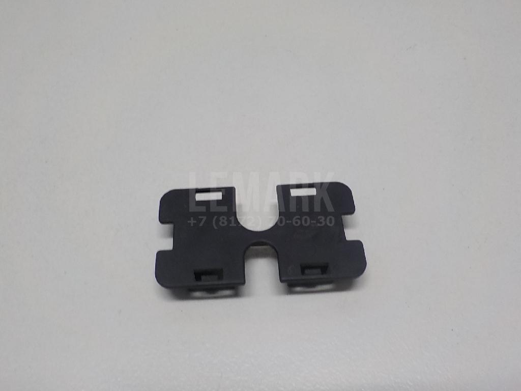 Зажим 1J0121709E VAG
