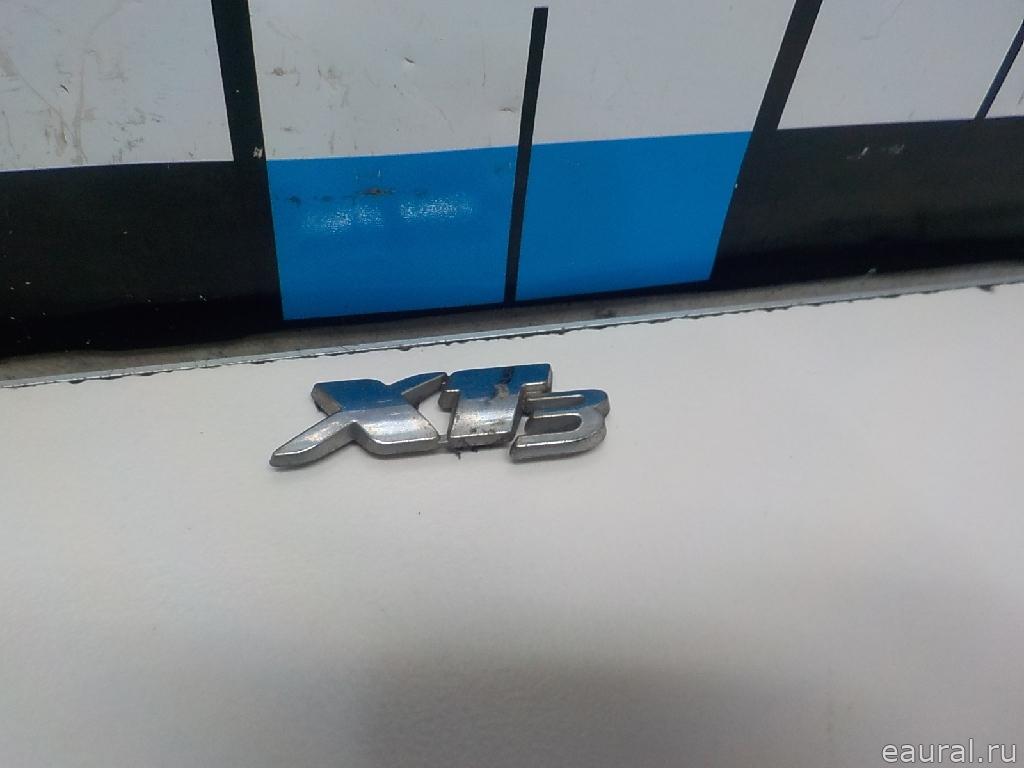 Эмблема на крышку багажника