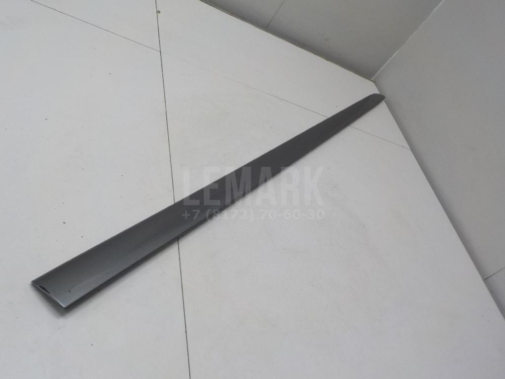 Молдинг передней правой двери 1T0853516FGRU VAG