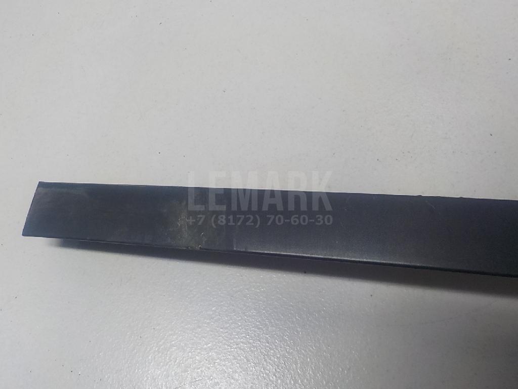 Накладка двери задней левой