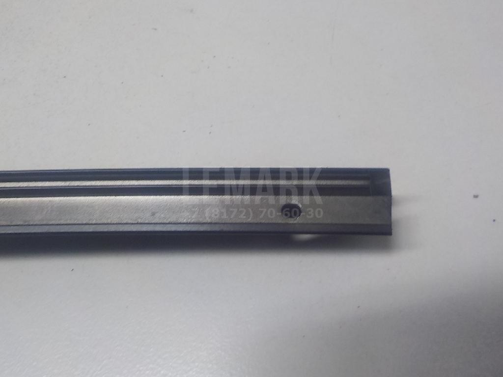 Накладка двери задней левой для  BMW 1-serie E82/E88 2007-2013
