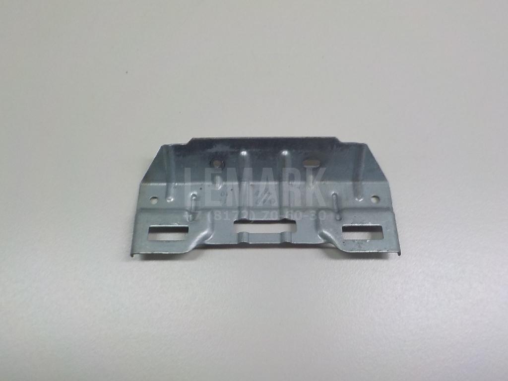 Кронштейн ручки 1K0858687H VAG