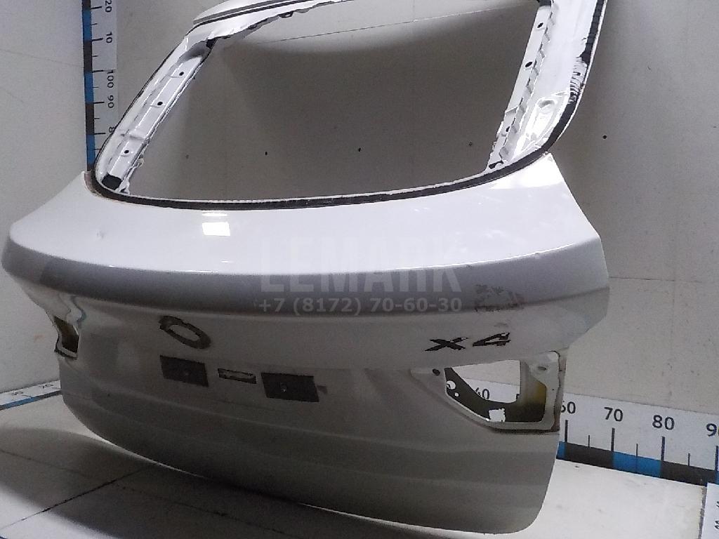 Дверь багажника