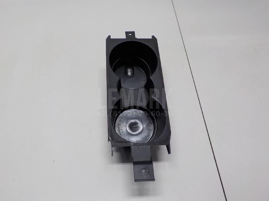 Подстаканник 5K0862531A82V VAG