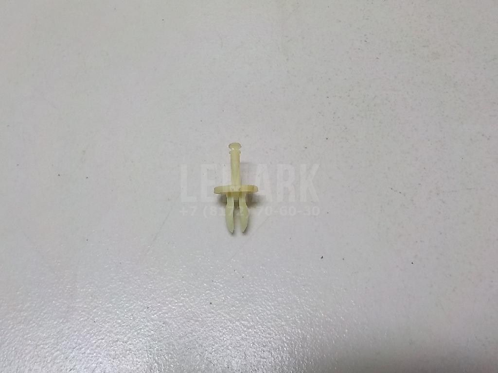 Заклёпка 5K0837975A VAG