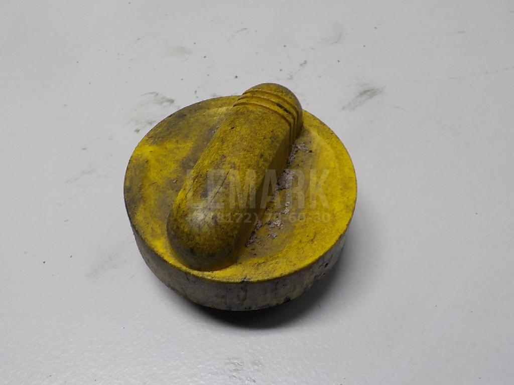 Крышка маслозаливной горловины 8200800258 Renault