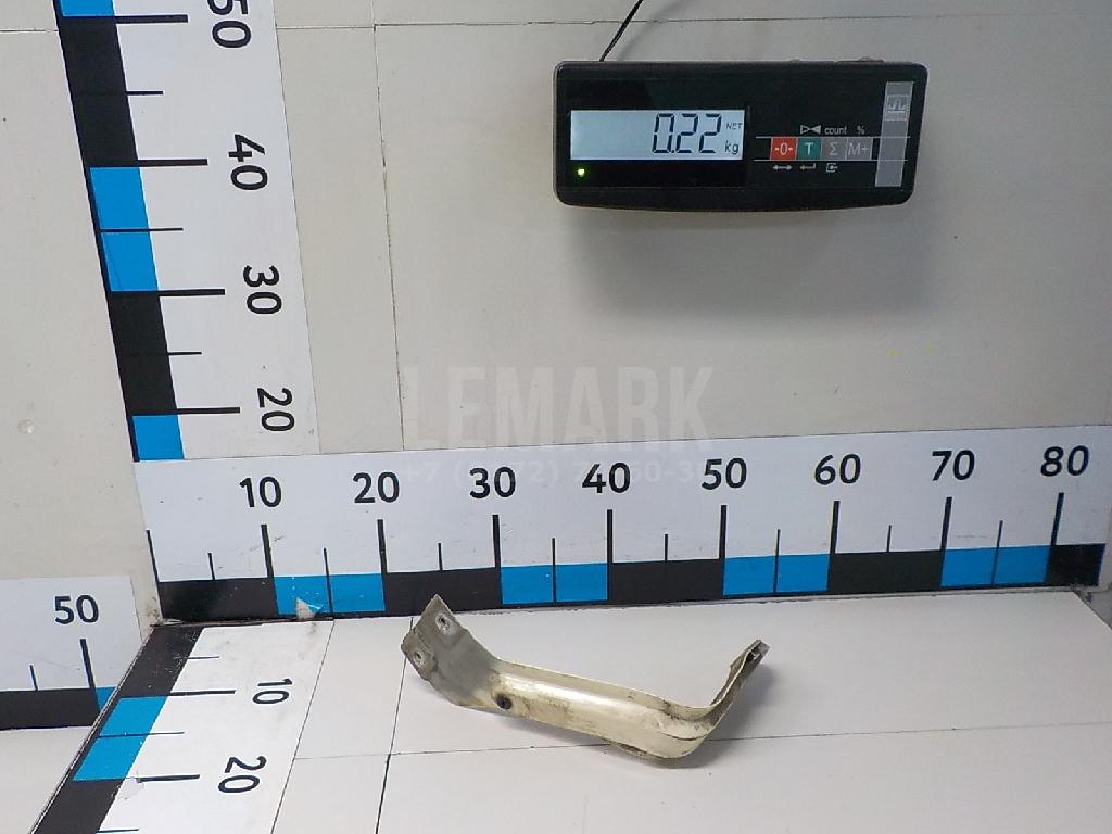 Кронштейн крепления крыла 1T0821136C VAG
