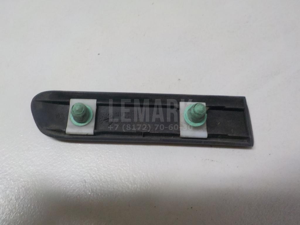 Молдинг переднего правого крыла для  BMW 1-serie F20/F21 2011-2019