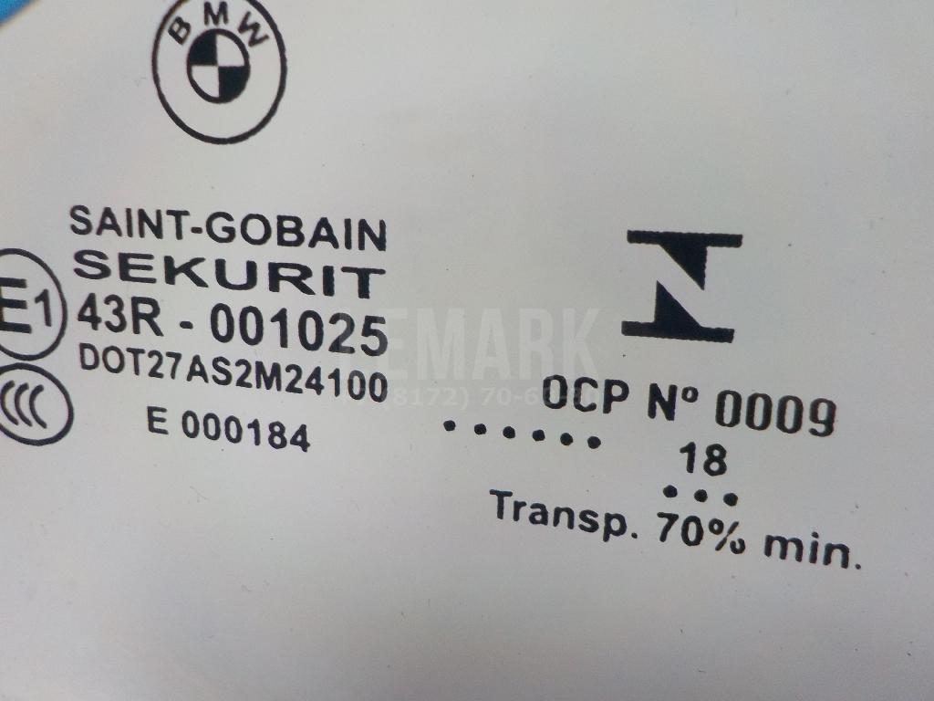 Стекло двери передней правой