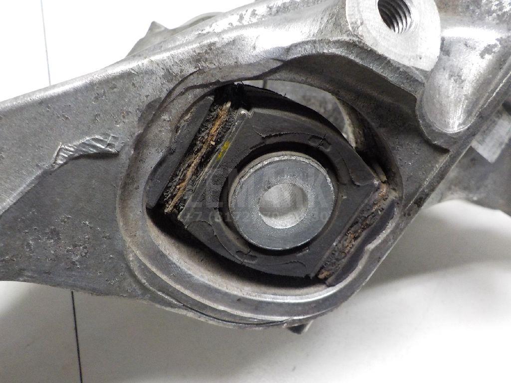 Кулак поворотный задний правый для  BMW X1 E84 2009-2015