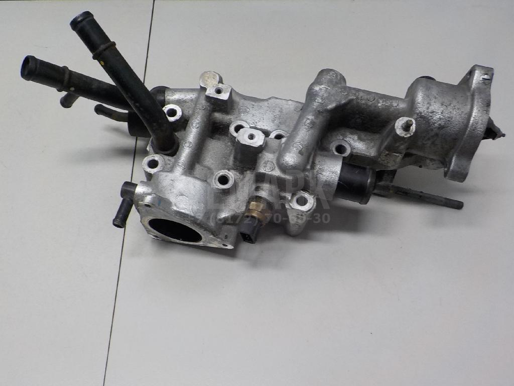 Корпус термостата 256102F700 Hyundai-Kia