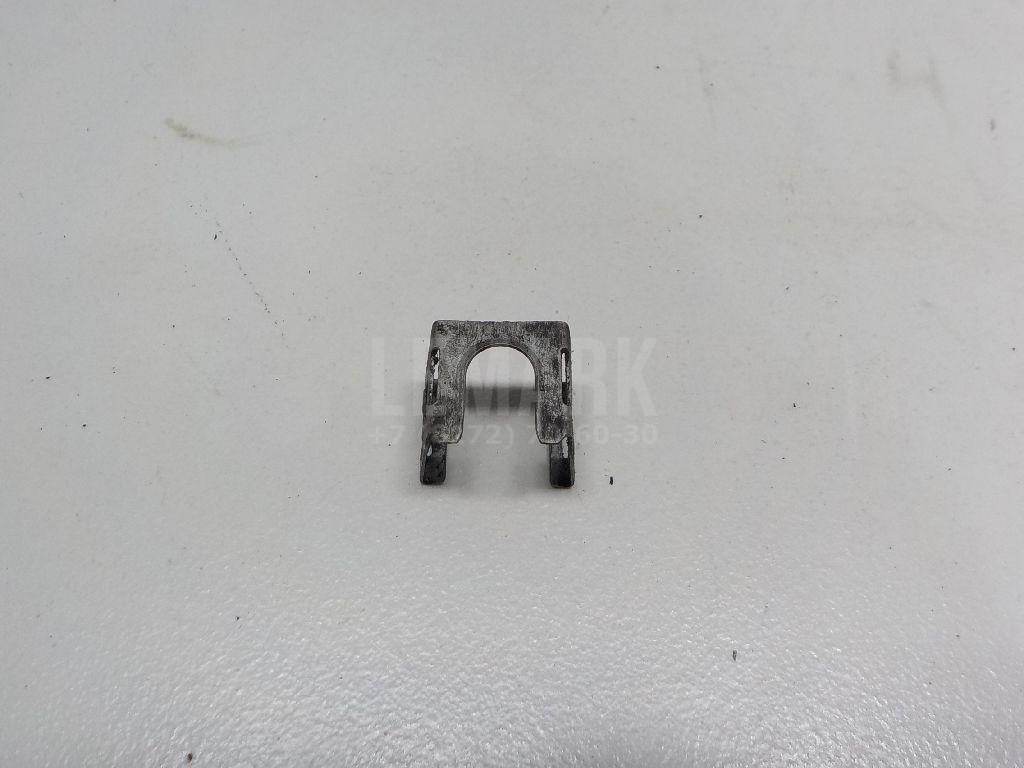 Кронштейн форсунки 1053951 Ford