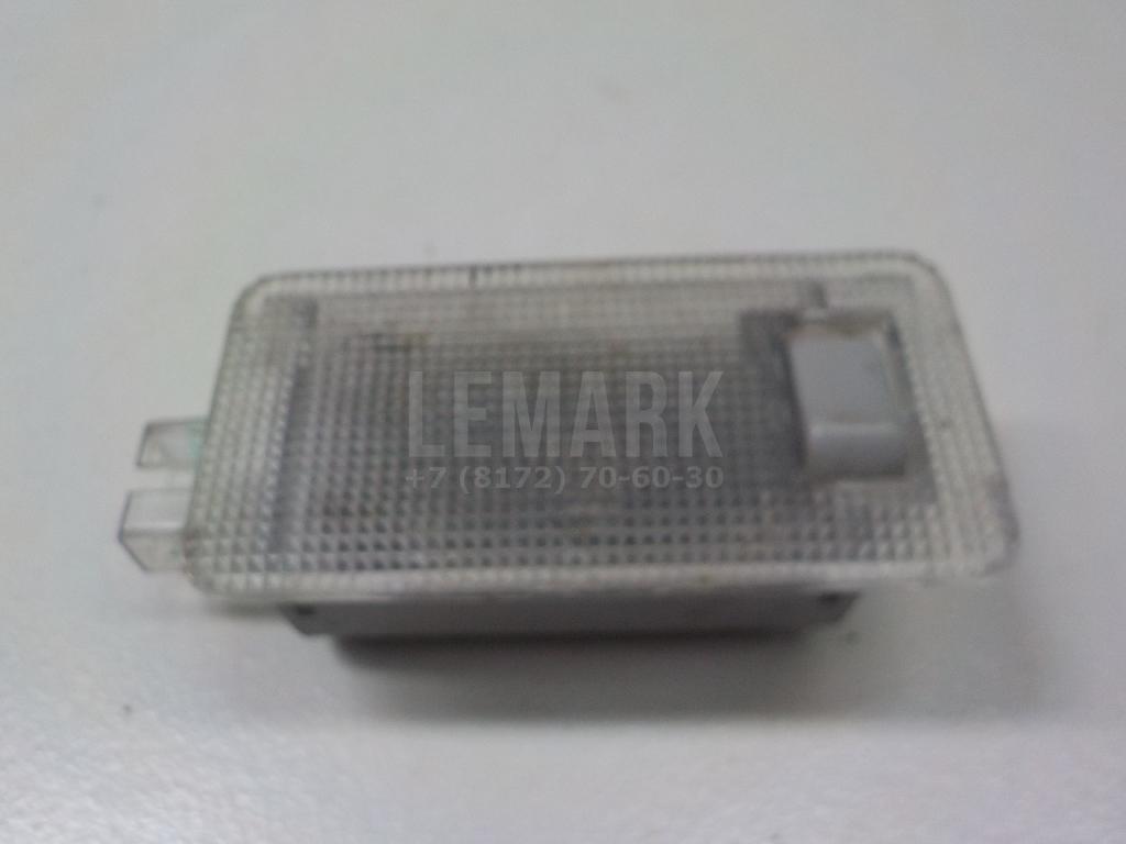 Плафон салонный 8125048010 Toyota