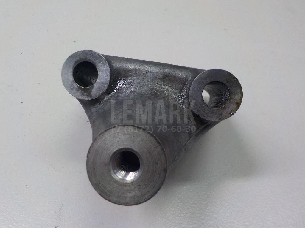 Кронштейн ролика 1663128030 Toyota