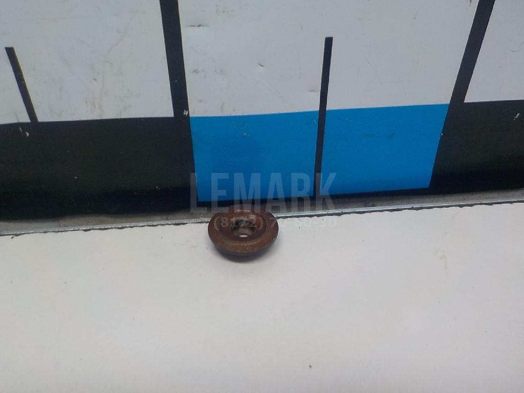 Тарелка пружины клапана 132096N200 Nissan
