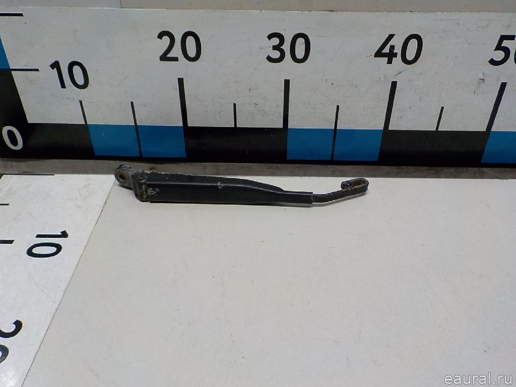 Поводок стеклоочистителя заднего
