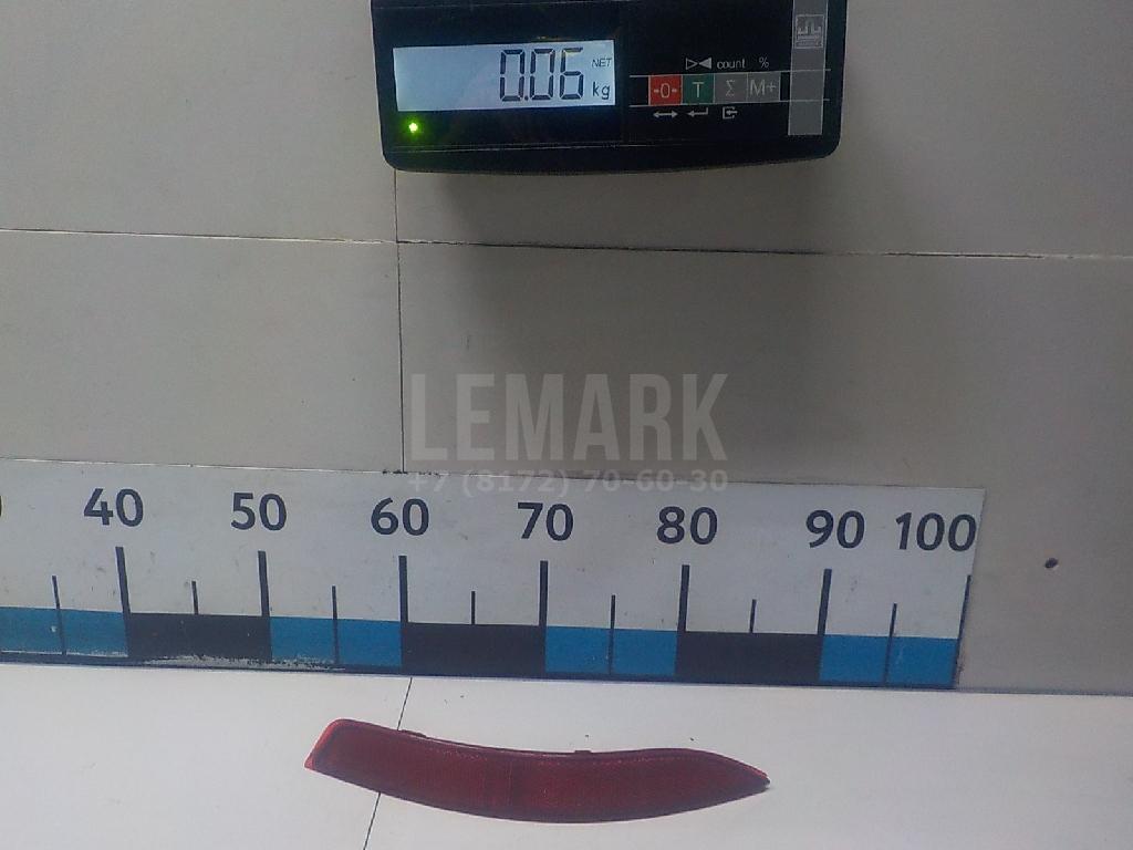 Отражатель в бампер задний правый 5C6945106A VAG