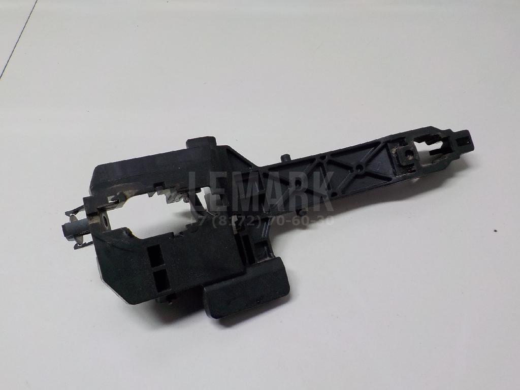 Кронштейн ручки 83665D7000 Hyundai-Kia