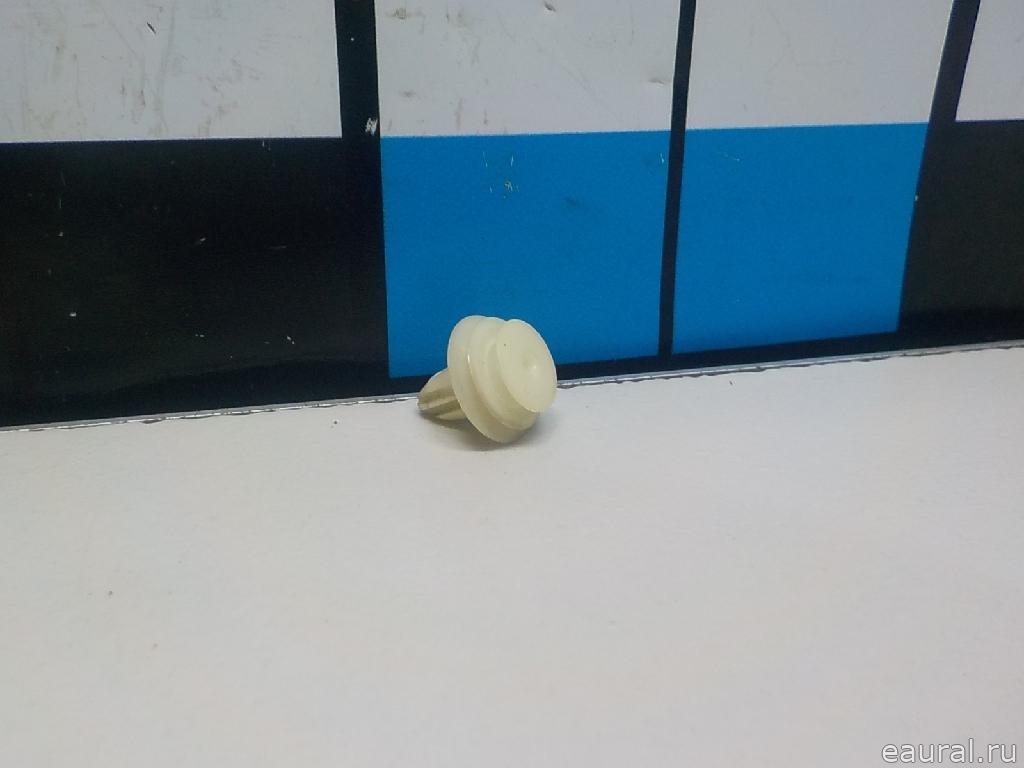 Крепеж (клоп)