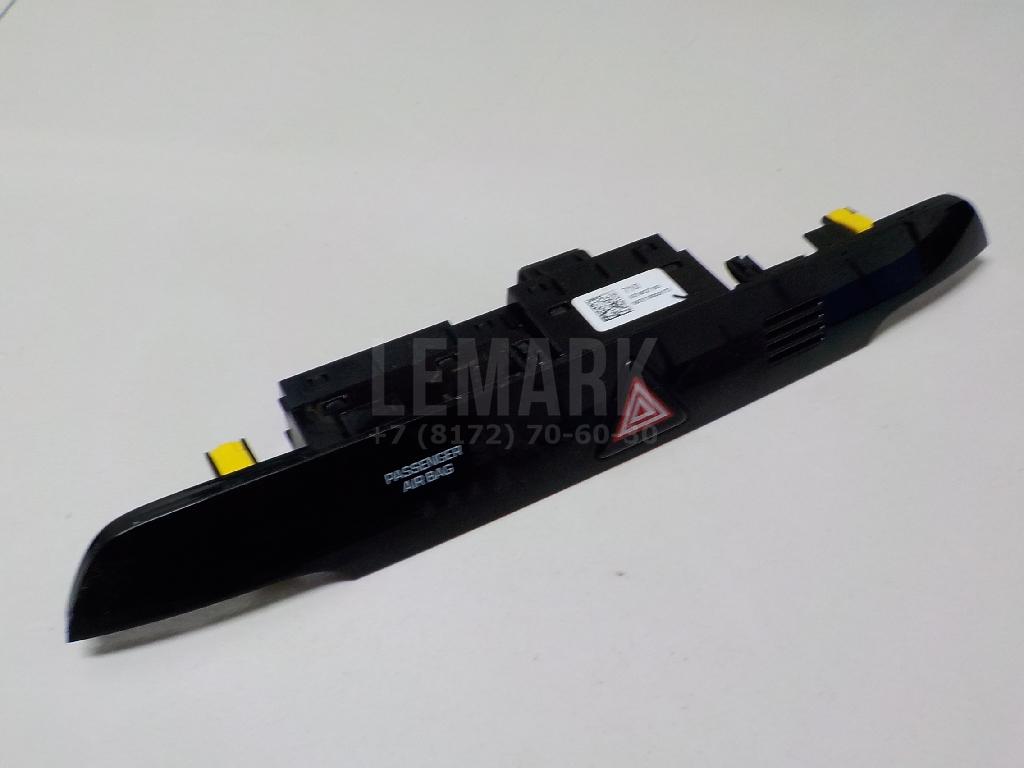 Кнопка аварийной сигнализации 93700D7100GU Hyundai-Kia