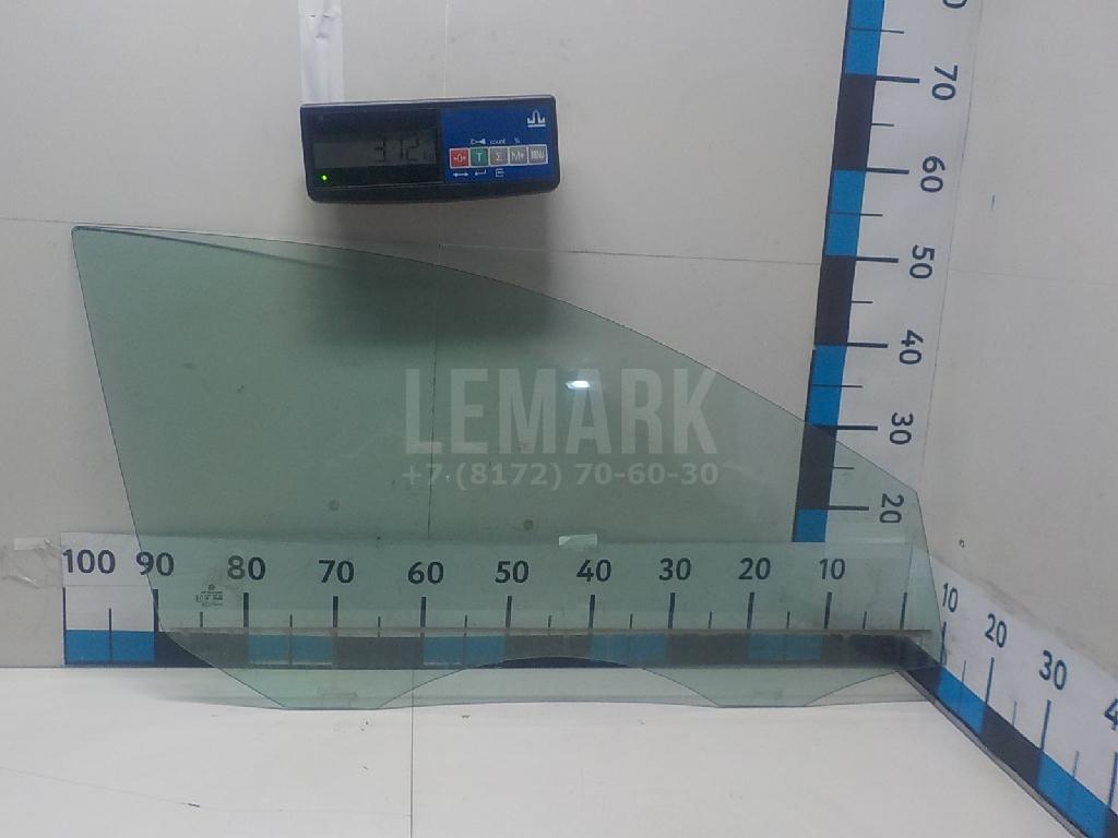 Стекло двери передней правой 5C6845202C VAG
