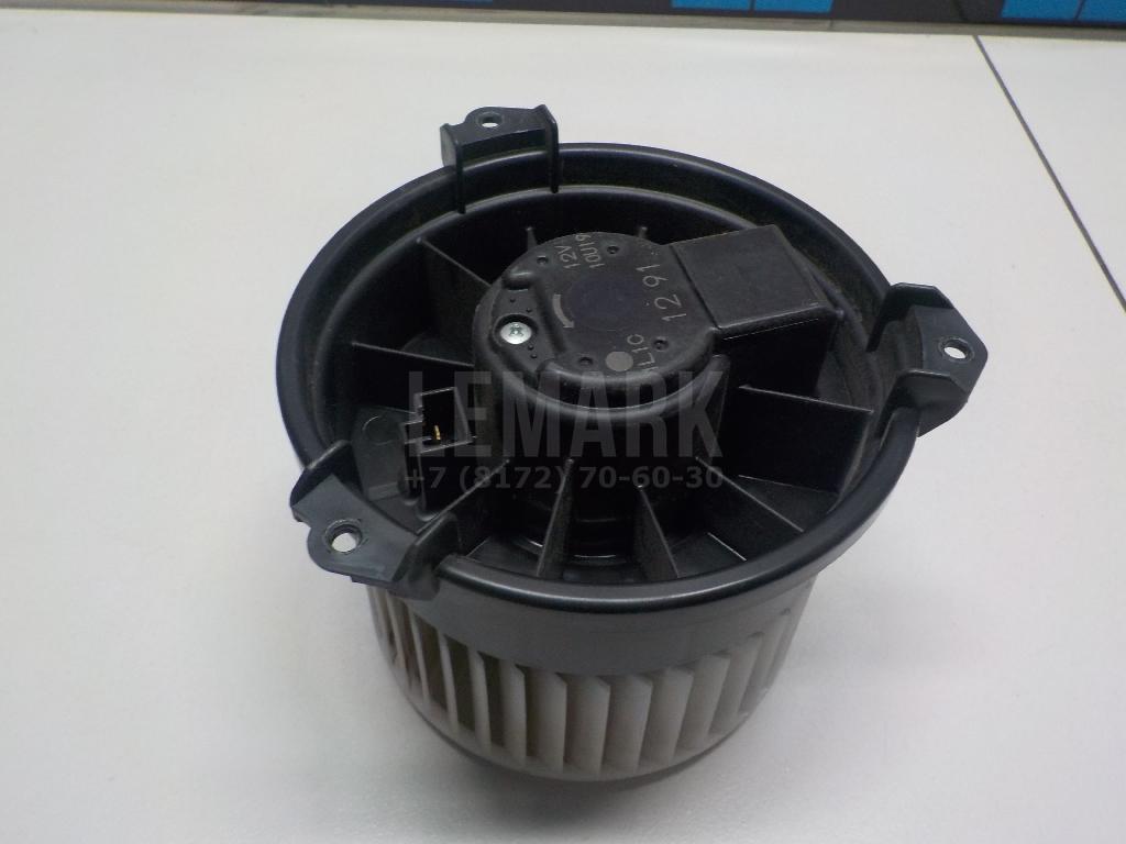Моторчик отопителя 8710328111 Toyota