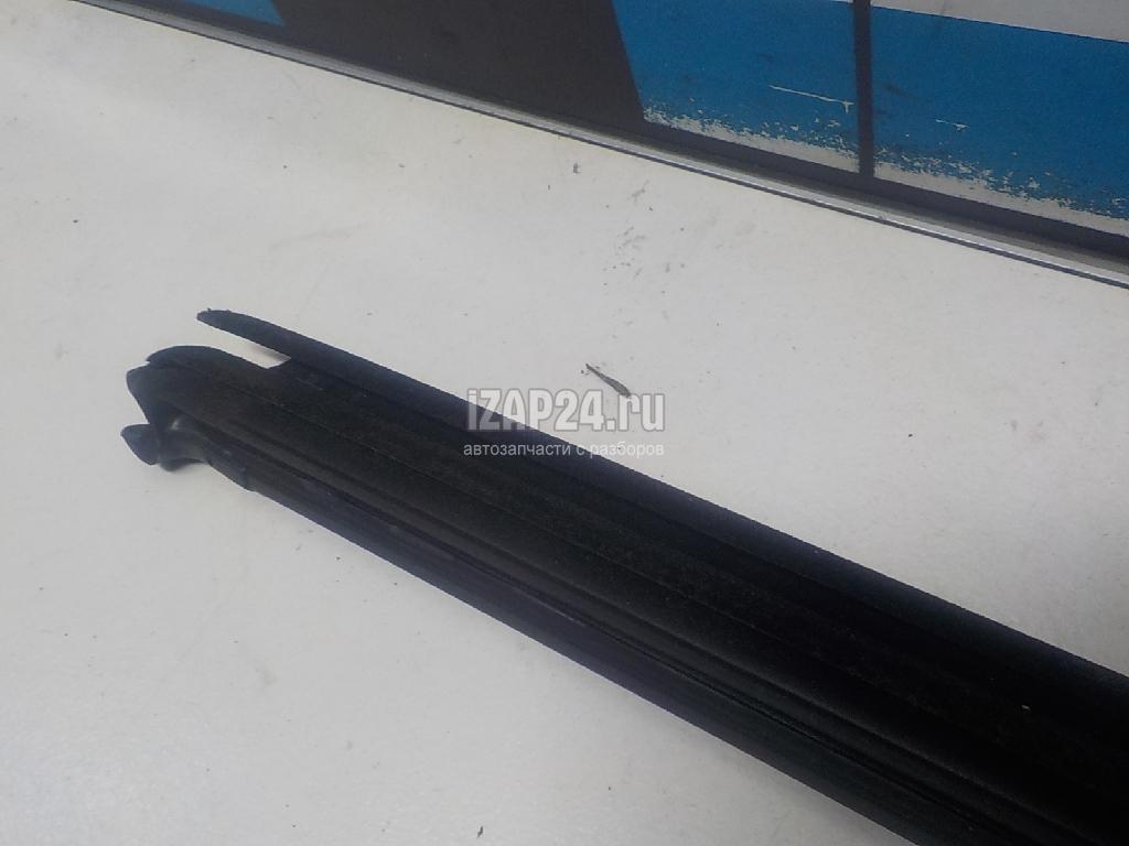 5C68374795AP Уплотнитель двери VAG Jetta (2011 - 2018)