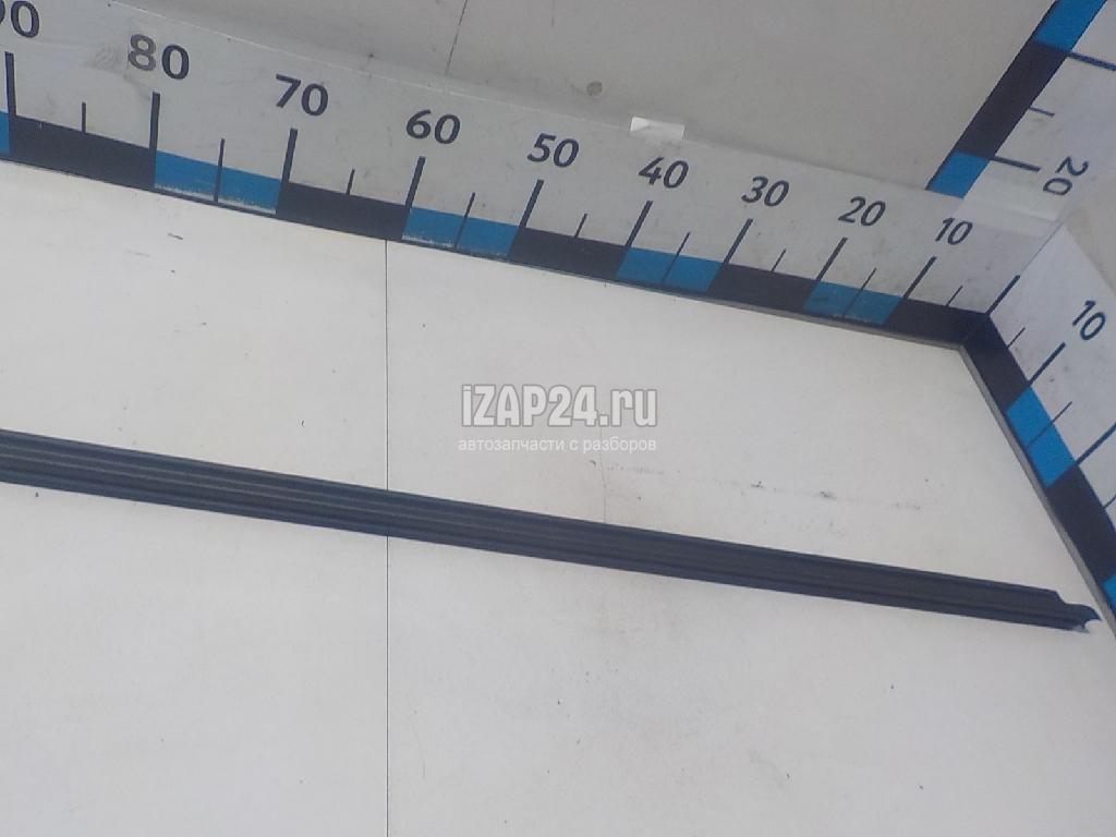 5C68374795AP Уплотнитель двери VAG Jetta (2011 - 2018)