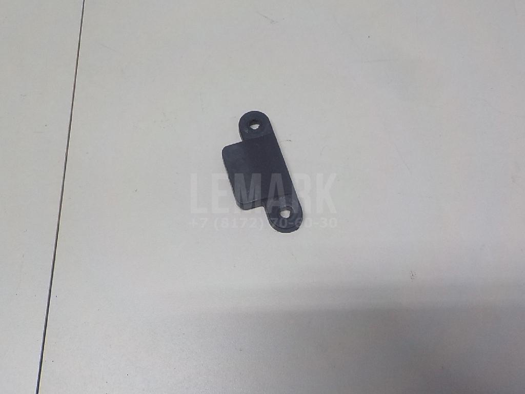 Отбойник крышки багажника 817383J000 Hyundai-Kia