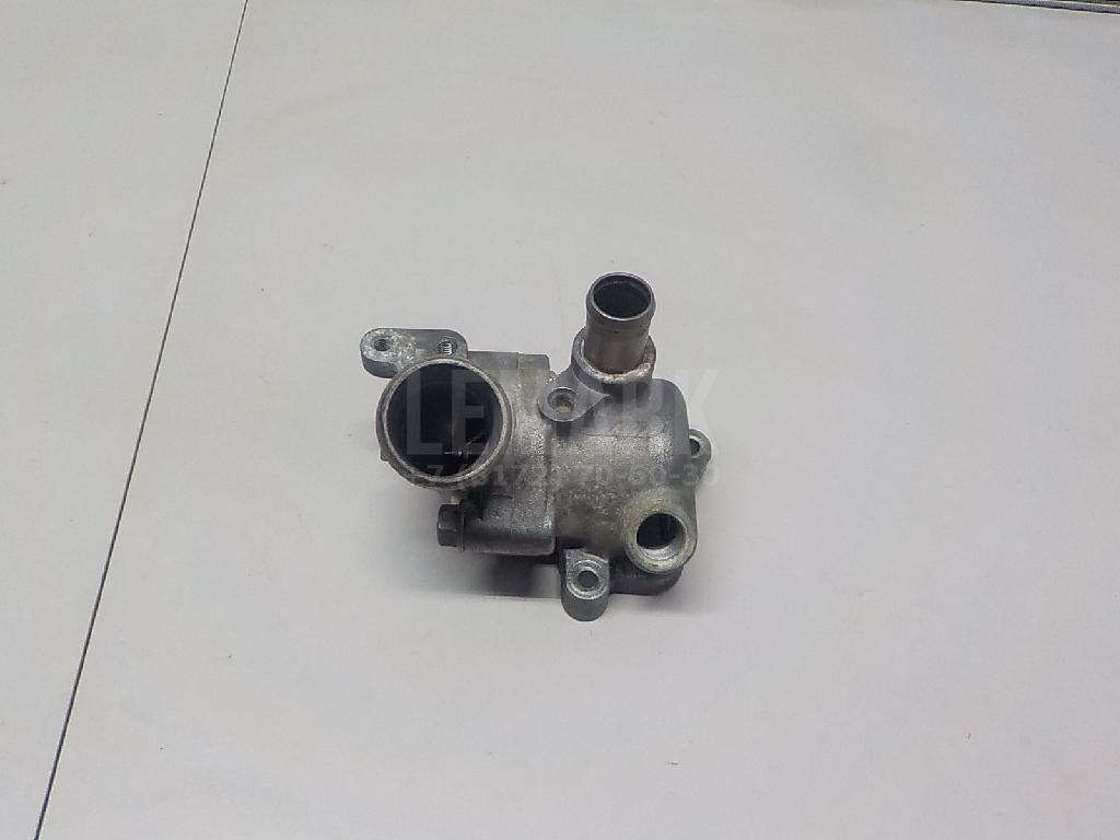 Корпус термостата 256102A720 Hyundai-Kia