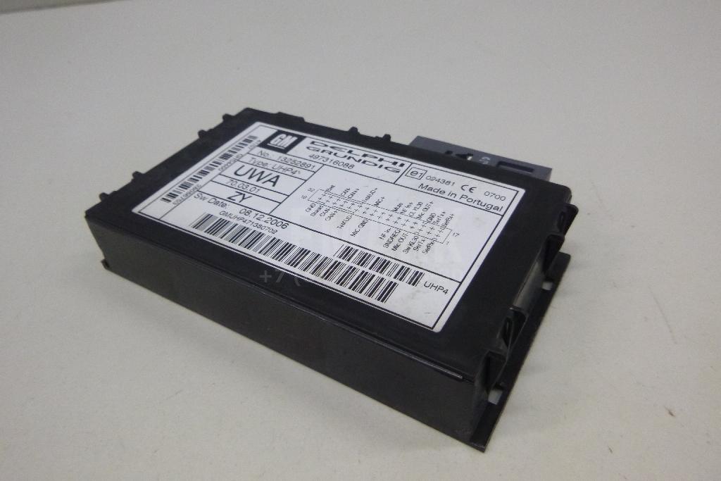 Блок электронный 13252891 GM