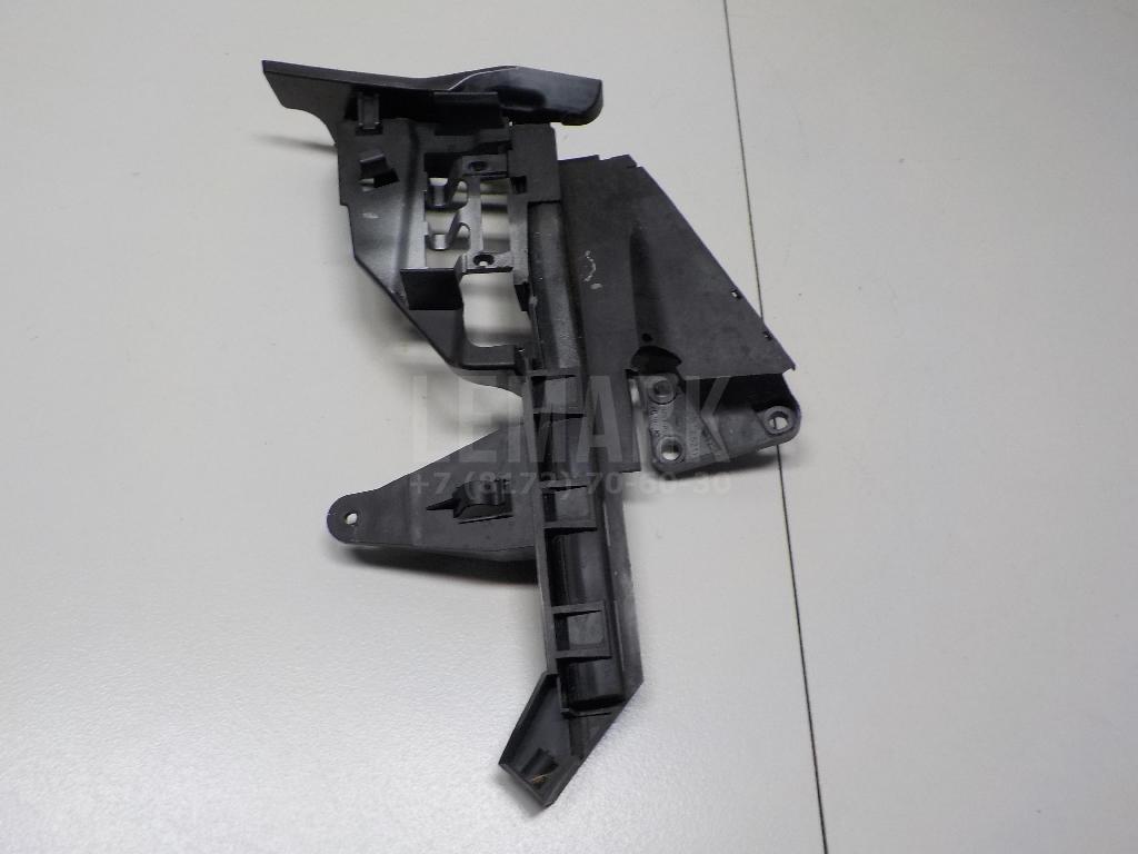 Фиксатор замка двери для  Ford Focus II 2008-2011