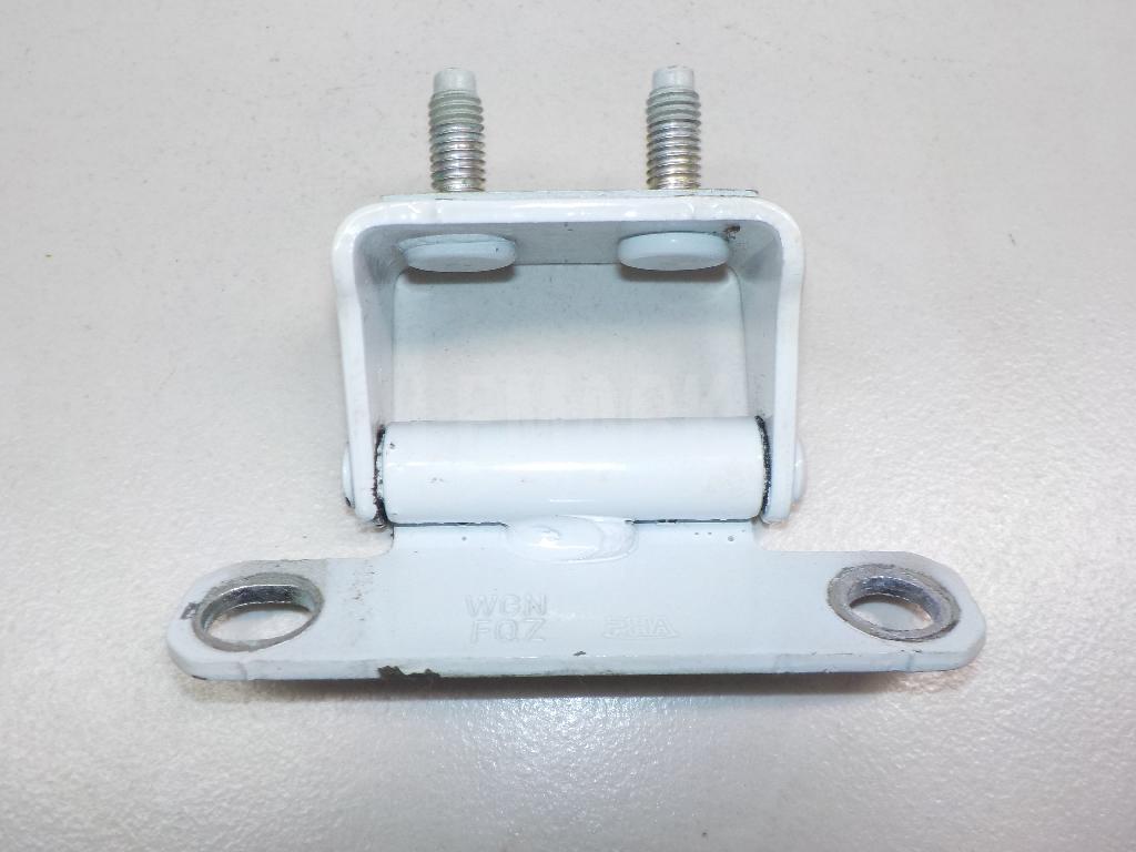 Петля двери багажника 797102W000 Hyundai-Kia