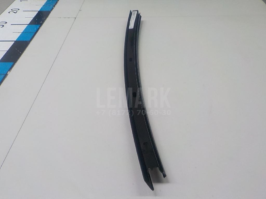 Направляющая стекла двери для  BMW X1 F48 2014-2022