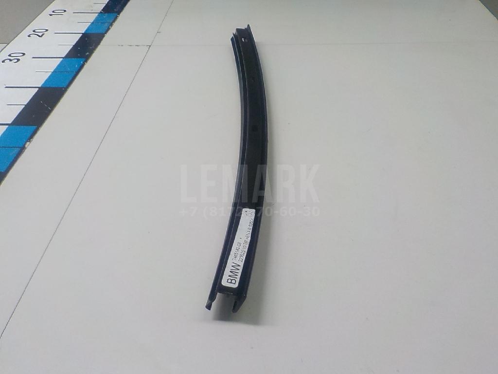Направляющая стекла двери для  BMW X1 F48 2014-2022
