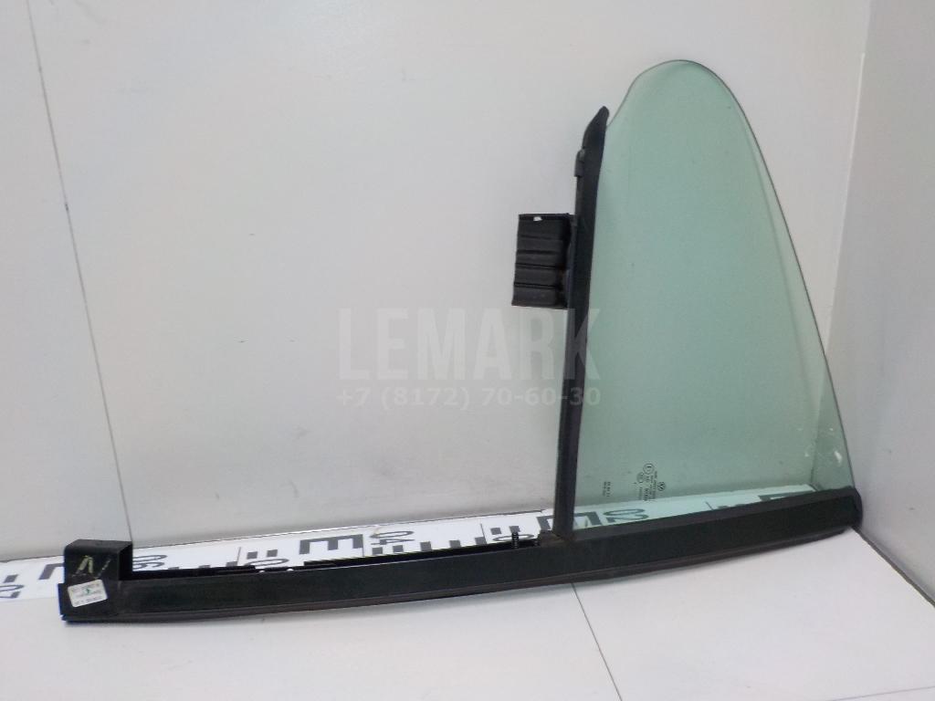 Стекло двери задней правой (форточка) 3C8845216 VAG