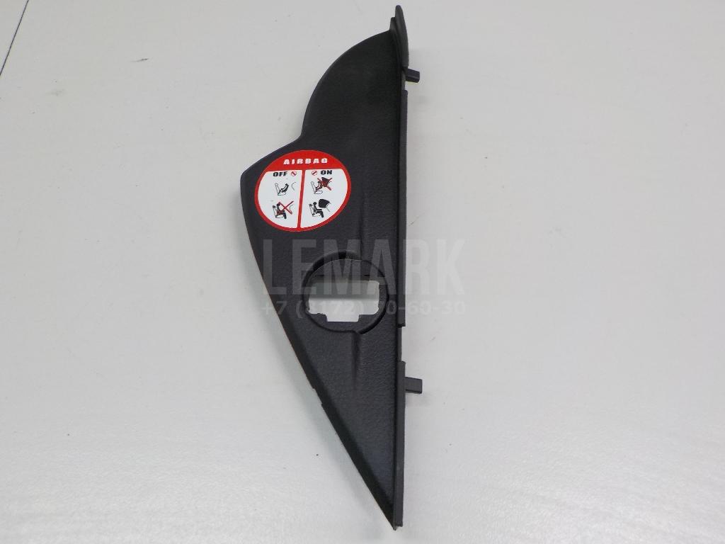 Накладка (кузов внутри) 847672P100VA Hyundai-Kia