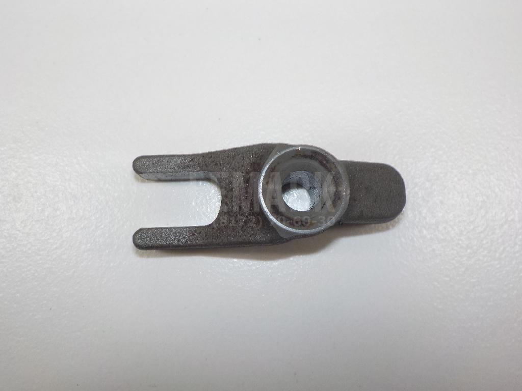 Кронштейн форсунки 338142F000 Hyundai-Kia