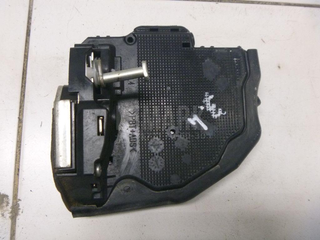 Замок двери задней левой 6906033120 Toyota