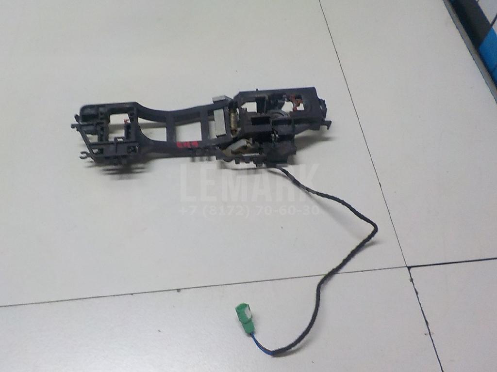 Кронштейн ручки для  Ford B-MAX 2012-2018