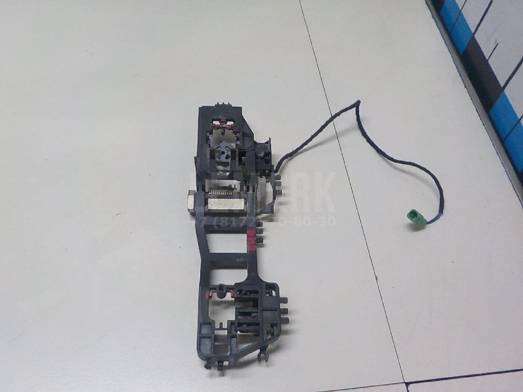 Кронштейн ручки для  Ford B-MAX 2012-2018
