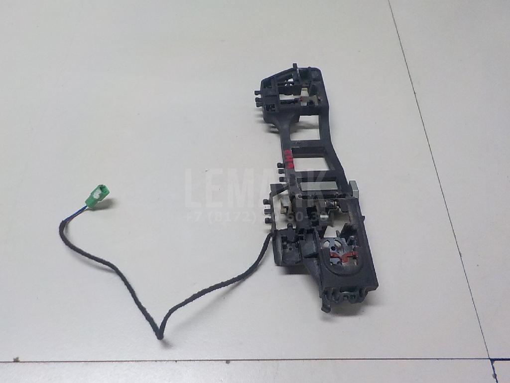 Кронштейн ручки для  Ford B-MAX 2012-2018