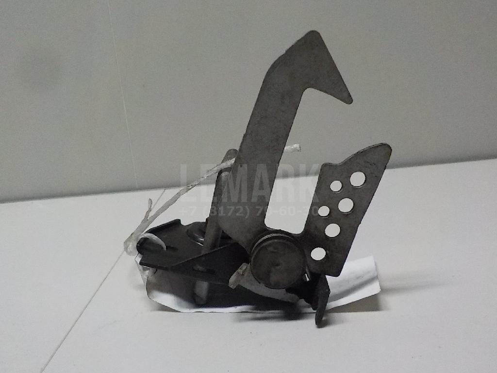 Крючок капота