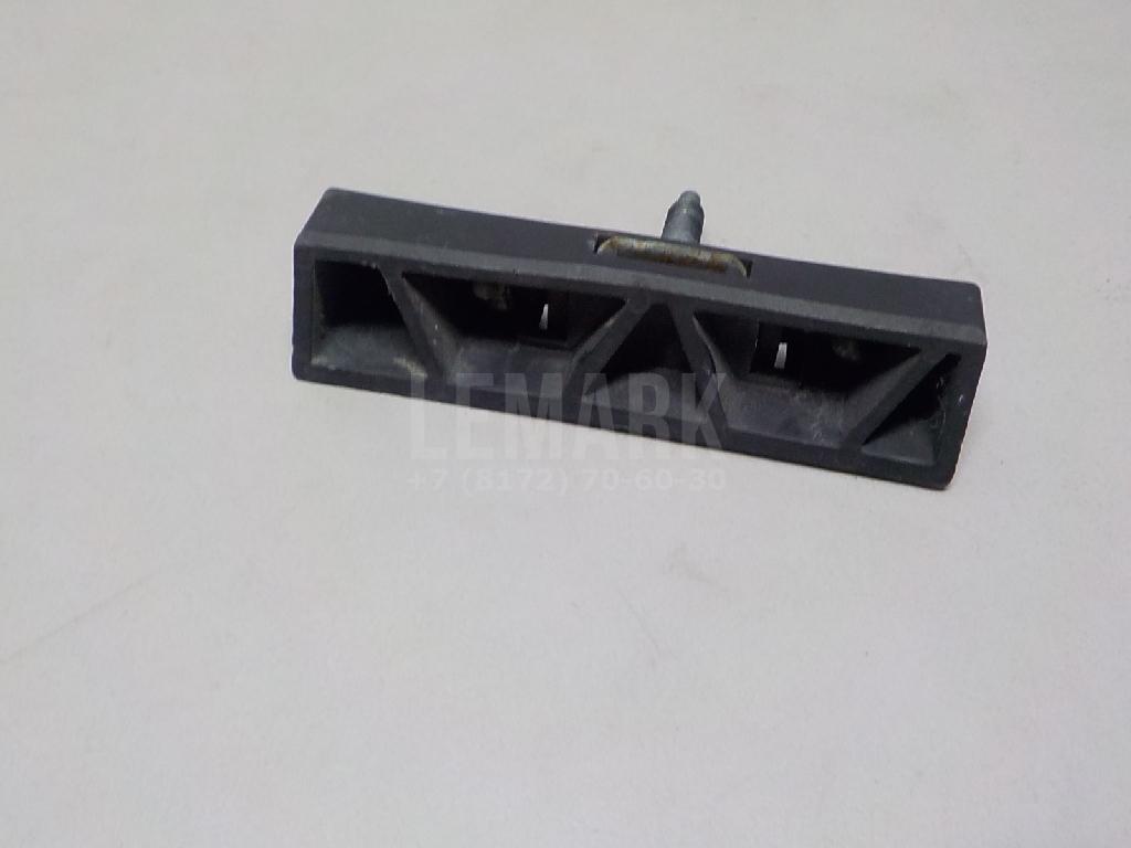 Кронштейн заднего бампера правый для  BMW 4-serie F32/F33/F82 2012-2020