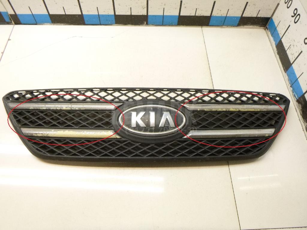 Решетка радиатора 863501H000 Hyundai-Kia